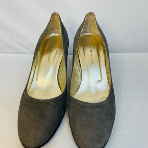Tommy Hilfiger gray heels 3" classic suede US 8.5 Euro 39 Very good condition - - Picture 3 of 7
